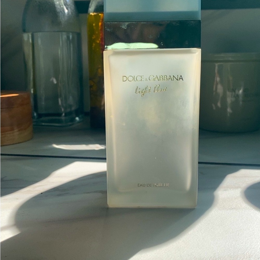 Empty dolce Gabbana perfume bottle - Picture 2 of 2
